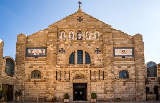 Private Day Tour of Madaba, Mount Nebo, and Amman Sightseeing from Dead Sea