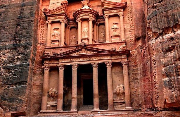 Full-Day Private Trip To Petra, Wadi Rum
