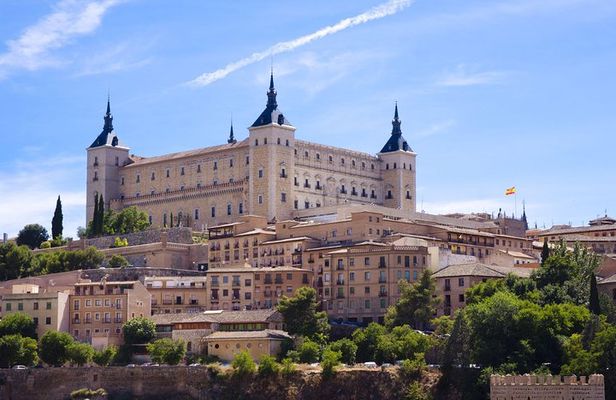Toledo and Segovia Private Tour with Pick-up from Madrid