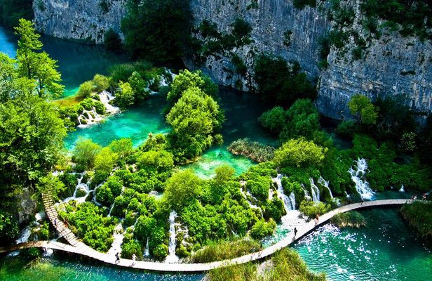 Full-Day Private Plitvice Lakes National Park Tour from Split