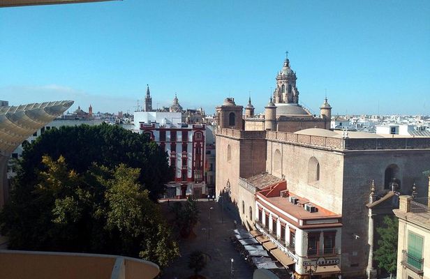 Alcázar tour and roof tour
