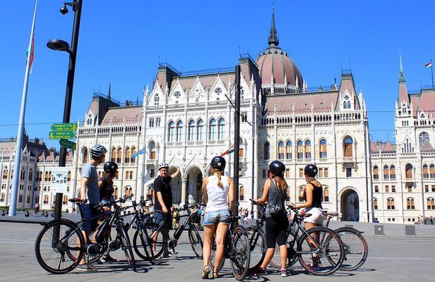 Private Budapest E-Bike Tour