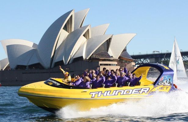 30-Minute Sydney Harbour Jet Boat Ride on Thunder Twist