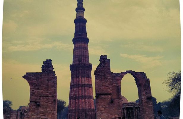 2 Days Private tour of Delhi and Agra with Stay at 5 Star Hotel