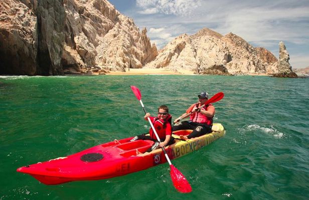 Kayak and Snorkel Discovery Tour in Los Cabos