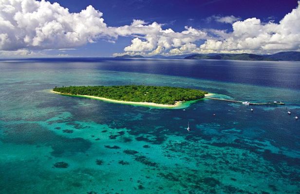 40-Minute Great Barrier Reef Scenic Flight from Cairns