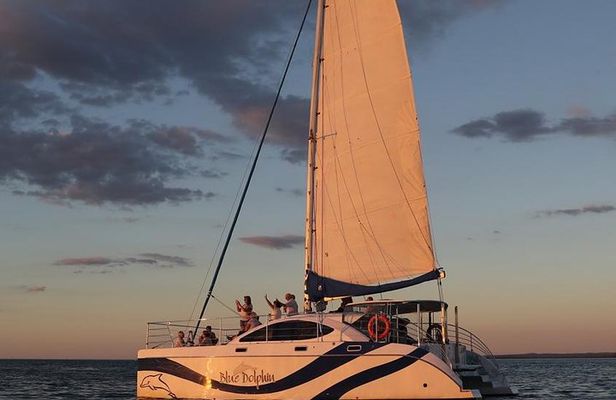 Hervey Bay Champagne Sunset Sail