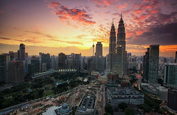 Kuala Lumpur City Tour with Batu Caves (Private)