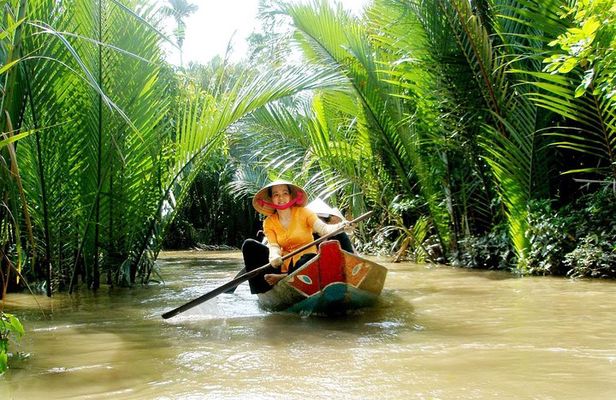 2-Day Mekong Delta Tour with Homestay