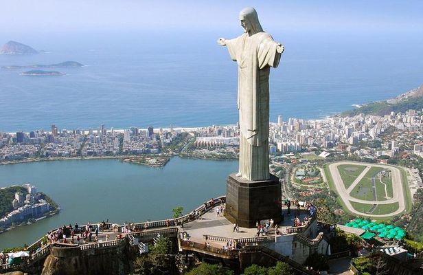 Private Tour to Christ the Redeemer