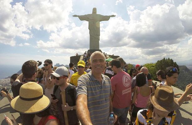 Private Half Day Tour to Christ the Redeemer and Sugarloaf