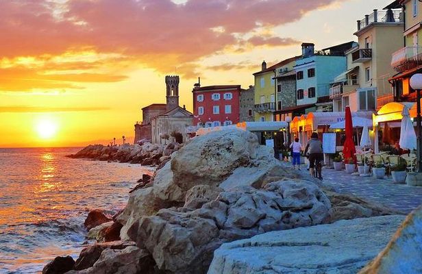 Piran & Panoramic Slovenian Coast - Small Group Tour from Koper