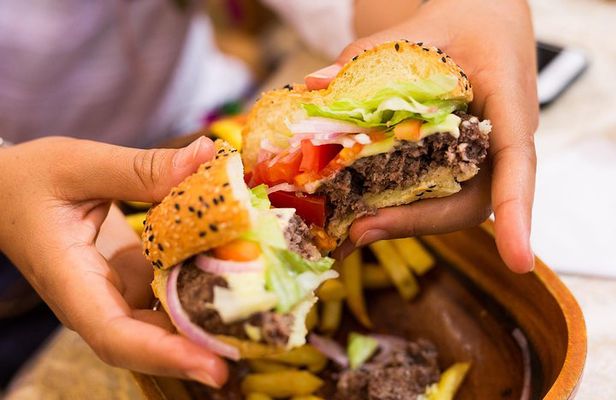 PRIVATE Food Tour: The 10 Tastings of Dubai With Locals