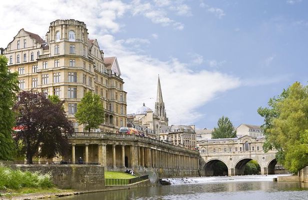 England in One Day: Stonehenge, Bath, the Cotswolds and Stratford-upon-Avon Day Trip from London