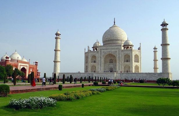 Day Trip to Agra from Delhi