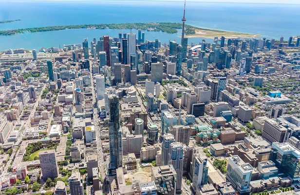 14-Minute Helicopter Tour Over Toronto