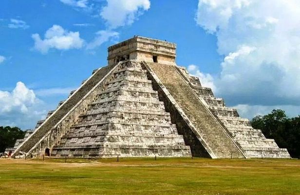 Chichen Itza Private Mystical Tour from Riviera Maya