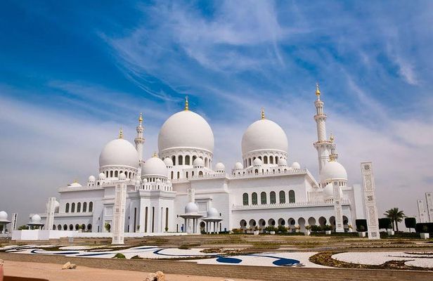 Abu Dhabi City Tour with Grand Mosque and Ferrari World from Dubai