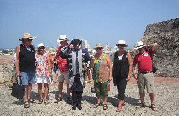 Private Cartagena city and street food tour.