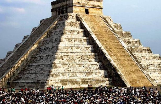 Chichen Itzá Tour in 1 Full Day, Cenote, Valladolid and Luch included!