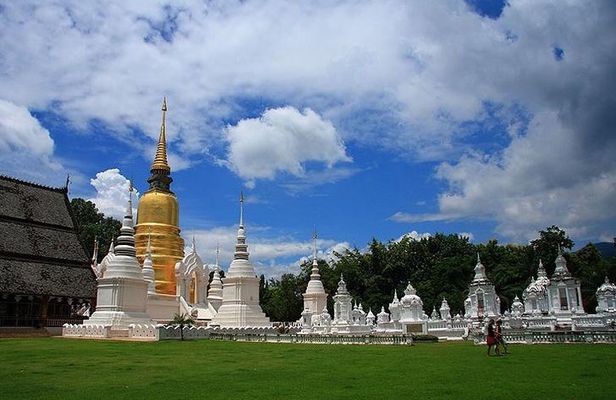 Private Chiang Mai Temple Tour with Doi Suthep and Wat Umong