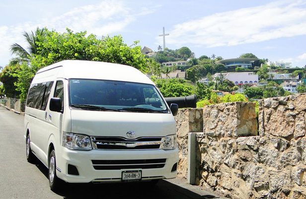 Private Car and Tour Guide Service in Acapulco