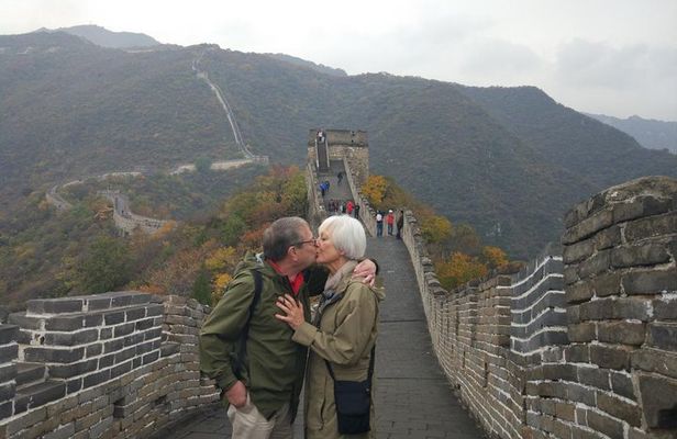 Private All-Inclusive Day Tour: Tiananmen Square, Forbidden City, Mutianyu Great Wall