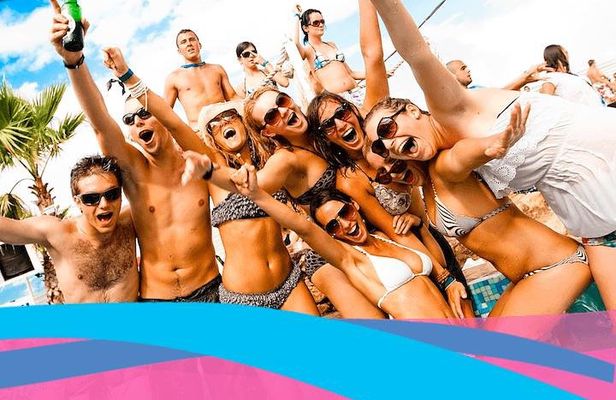 Party On Sailing Cruise to Isla Mujeres from Cancun