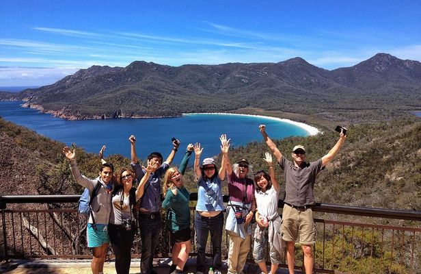 Wineglass Bay and Freycinet National Park Active Day Trip from Hobart