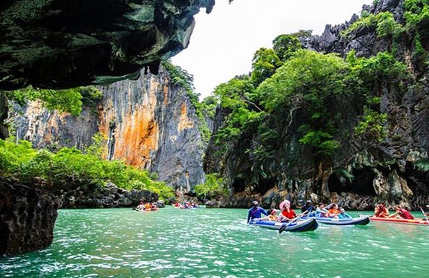Phang Nga Bay Sea Canoeing Trip with Lunch