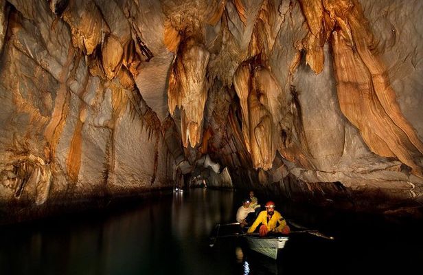 Private Underground River Day Tour with Lunch from El Nido