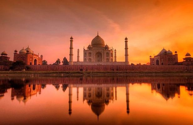 Taj Mahal Sunrise & Agra Fort & Baby Taj Day Tour From Jaipur