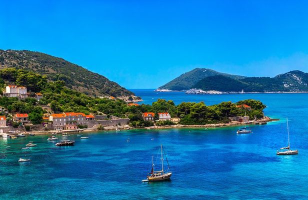 Private boat tours to Elaphite islands