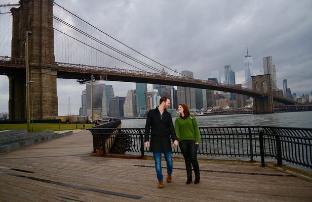Private Tour of Brooklyn Bridge and neighborhoods with PhotoShoot
