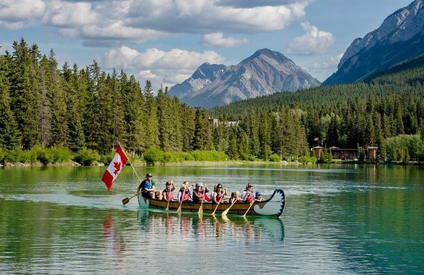 Banff National Park Big Canoe Tour