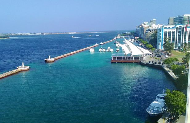 Private Half-Day Local Experience of Malé【English/日本語】