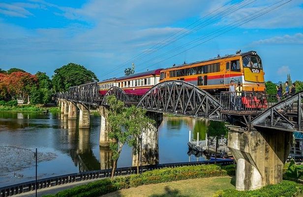 Private Tour: Kanchanaburi Historical Day Trip from Bangkok