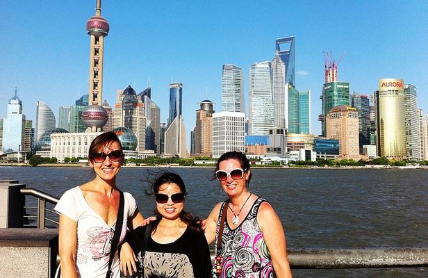 Private Shanghai Full Day City Tour with Old and New Highlights