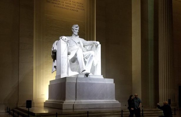 DC Smartphone Photo Safari at Night