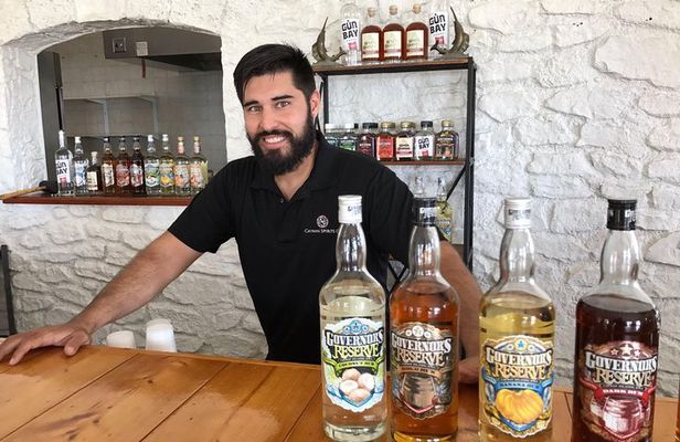 Skip the Line: Guided Tour and Rum Tasting Experience
