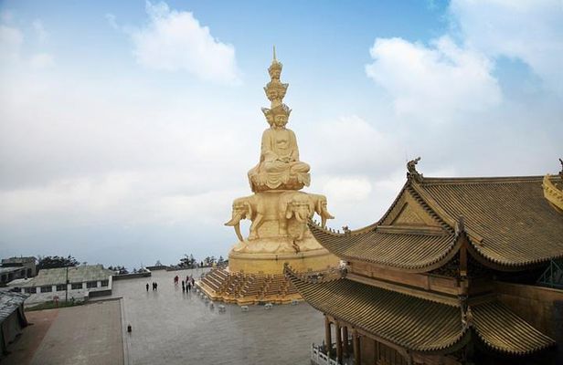 Panda Leshan Buddha Mt Emei 2 Days trip included 1 night stay