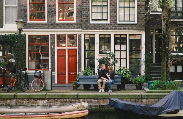 Personal Travel and Vacation Photographer Tour in Amsterdam