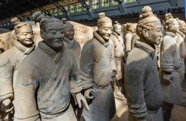 Private Xi'an Day Tour: Terracotta Army&Optional City Attractions