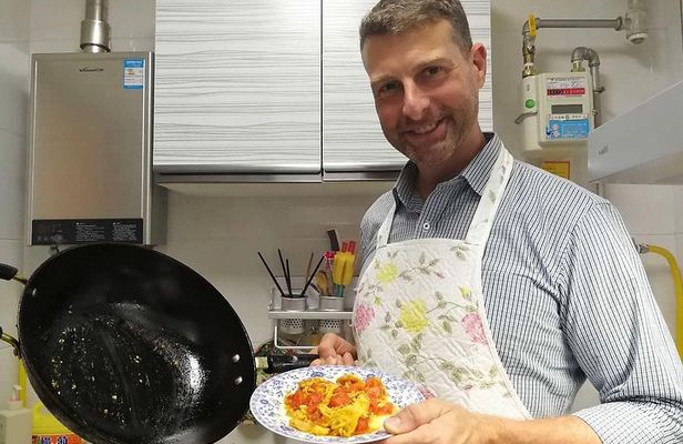Private Dumpling Cooking Class in Xi'an Local Family