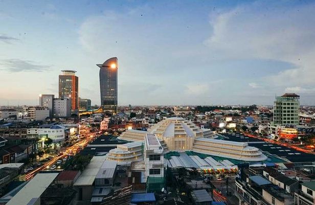Private Half-Day Tour of Phnom Penh's Traditional Markets