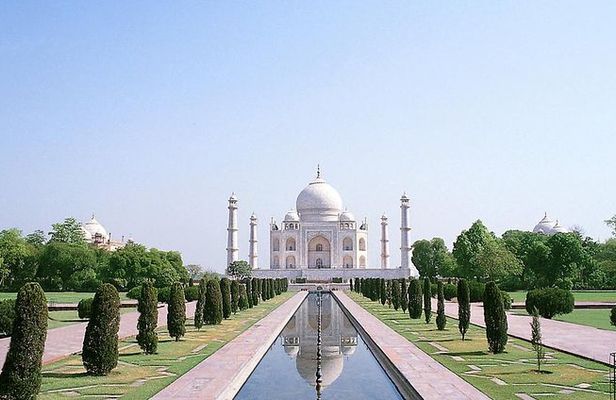 Sunrise Taj Mahal Tour from Delhi with private car