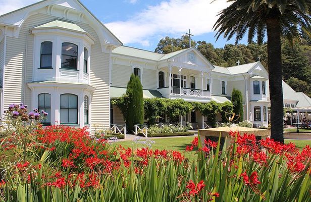 Small Group - Hawke's Bay - Napier Winery Tour - 5.5 hours
