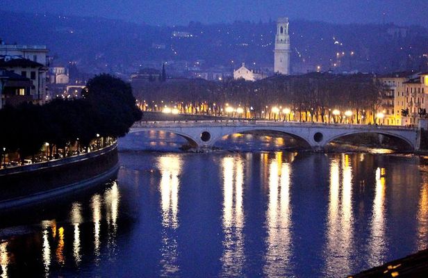 Verona Moonlight Walking Tour