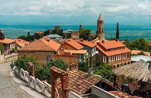 Full-Day Signagi and Bodbe Tour in Kakheti from Tbilisi