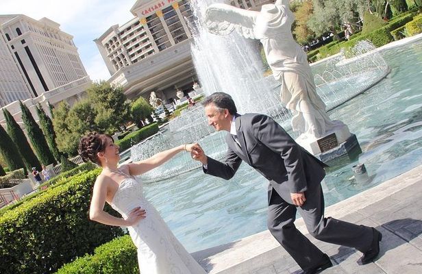 Las Vegas Fountains Photo Shoot